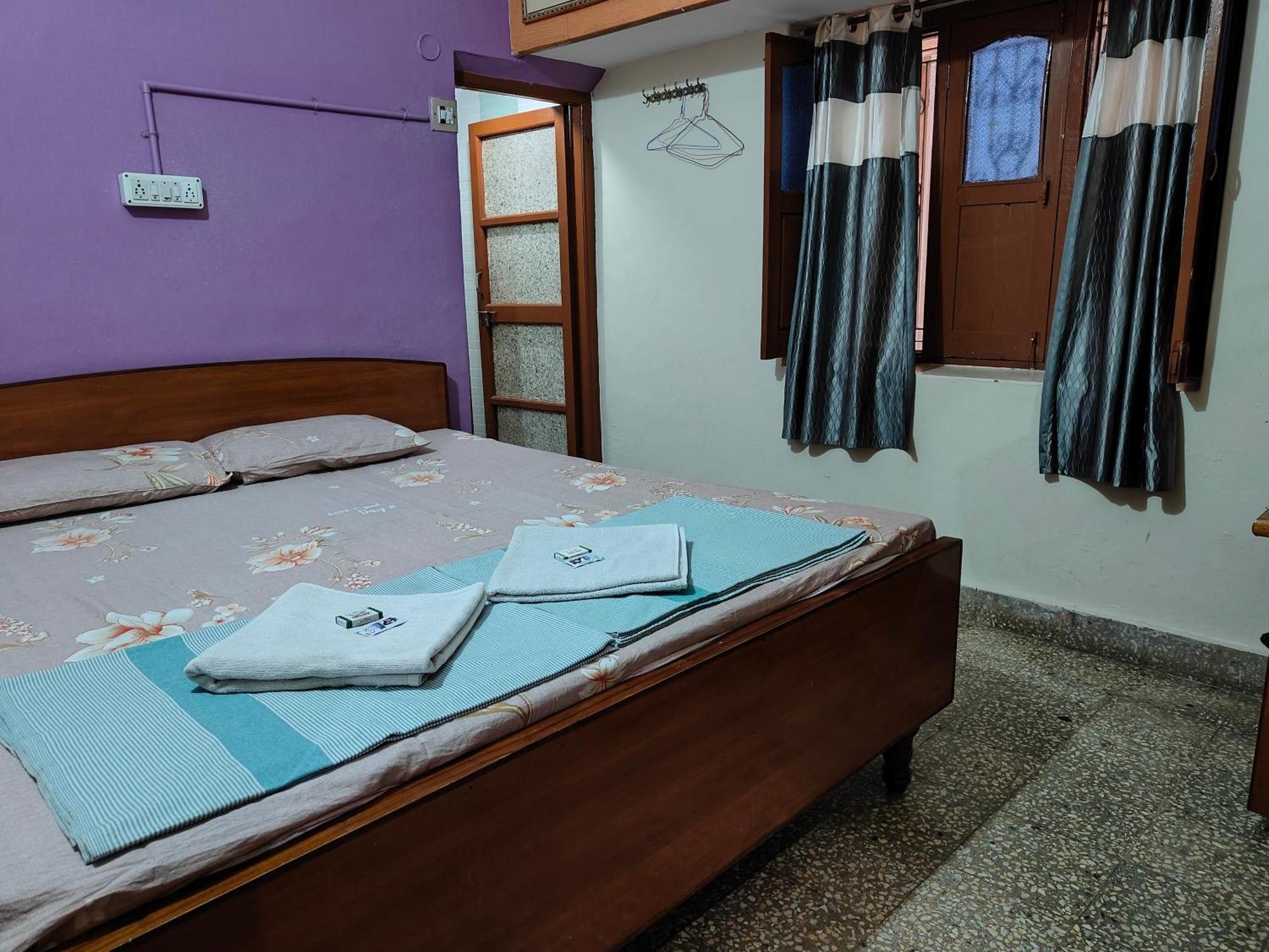 Rocky Guesthouse Hampi Exterior foto
